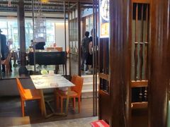 -阿瓦山寨·湘菜现炒·剁椒鱼头王(咸阳总店)