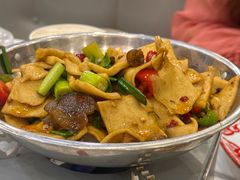 -江城燕子大排档(江汉路步行街店)