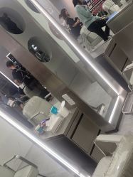 -PE SALON