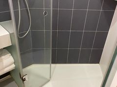 -汉庭(上海第六医院柳州路店)