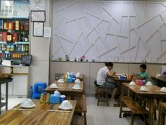 -老码头海鲜烧烤炒菜(广西路店)