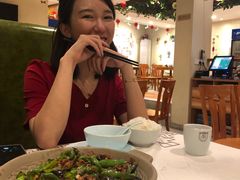 -丹江口渔村·湘味厨房(桃园店)