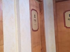 -谜语人真人演绎沉浸式密室实景游戏剧场