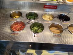 -七欣天香辣蟹火锅(上海银亿滨江店)