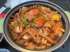 -多嘴超级肉蟹煲(中街恒隆故宫店)