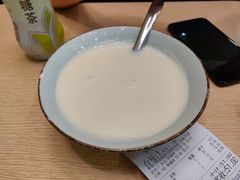 -佰搭果·广式茶餐厅(西华路店)