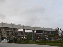 -上海游泳馆(地铁站)