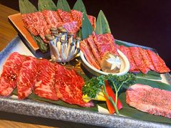 -炼火烤肉店