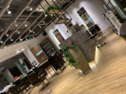 -Mentor Hair Salon