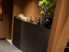 -泰·菩提树下[泰式按摩x精油SPAx肩颈头疗](新景店)