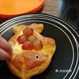 爱吃他们家香肠，配酸黄瓜，爽口