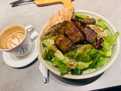 香煎牛柳温热能量碗-JamaicaBlue Cafe(乌鲁木齐中路店)