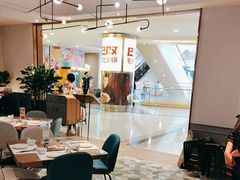 -港丽餐厅(来福士店)