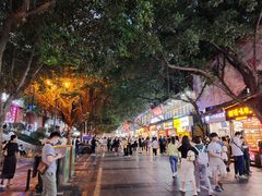 -八一路好吃街(雨田商务大厦店)