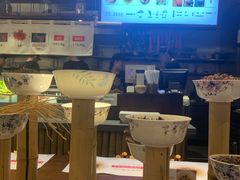 -成都你六姐·牛肉冒菜(城市集市合生汇店)