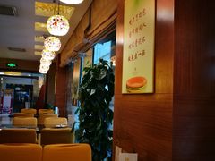 -满江红四季餐厅 · 国家五钻级酒家(新纪元大酒店店)