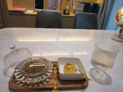 -香港倾城国际·美容美体中心