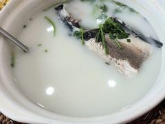 -紫藤园·天目湖大鱼头(南山竹海店)