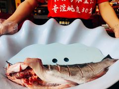 -老刘生态大鱼坊铁锅炖鱼(赛马场店)