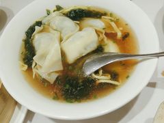 菜肉馄饨-新吉士·上海菜(浦东LCM置汇旭辉店)