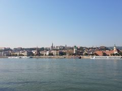 -多瑙河畔鞋履雕塑