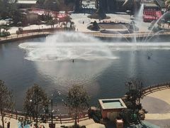 -七彩云南欢乐世界