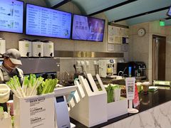 -奈雪的茶(亨特国际广场店)