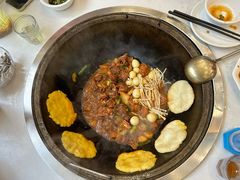 -鲁员外地锅鸡地锅鱼(古墩路店)