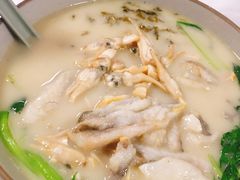 招牌黄鱼面-明呈黄鱼面馆(斜土路店)