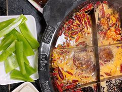-邓莽子老火锅(中兴路总店)