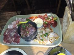 -小京致·碳火烤肉(贝岗村大街店)