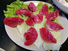 -茅草房·河畔园林火锅