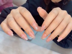 -董小姐日式美甲美睫·皮肤管理