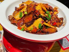 -爱碗亭·鲜炒湖南菜(壹城中心店)