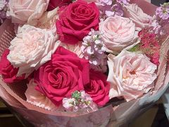 -谷莠子花艺气球派对·绿植造景·花艺沙龙(东海缤纷天地店)