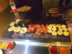 -马路牙子地桌烤肉(工体店)