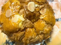 奶酥菠萝包-御蝶坊面包KNAC(沙河西店)