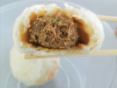 大肉包子-吕氏馄饨包子大排档