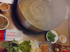 -咕嘟草帽鱼·牛奶一样的鲜鱼汤(天鹅湖万达广场店)