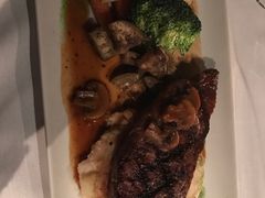 -Top Of Vancouver Revolving Restaurant