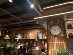 -巴卤社老火锅(财富店)
