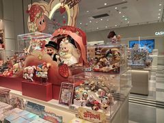 -泡泡玛特POPMART(上海环球港店)