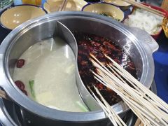 -马路边边·成都串串(翠柏路店)