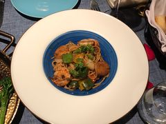 -弦月窗LUNETTE BY AMANDA(复兴路店)