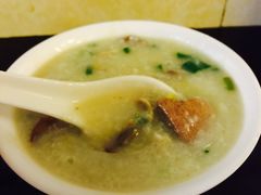-伍湛记 · 广州老字号(龙津中路店)