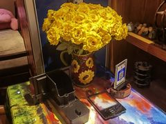 -月亮眼花园餐厅书吧酒吧