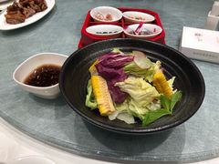 轻盈时蔬沙拉-小厨娘淮扬菜(清江苏宁广场店)
