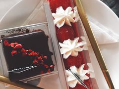 -UNI UNI(环亚凯瑟琳店)