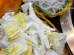 -三里屯土灶炖公鸡地锅鸡(江东店)