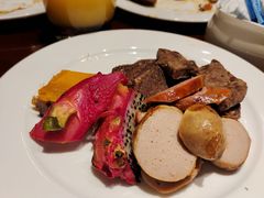 烤火龙果-武汉世茂希尔顿酒店·汇·全日餐厅